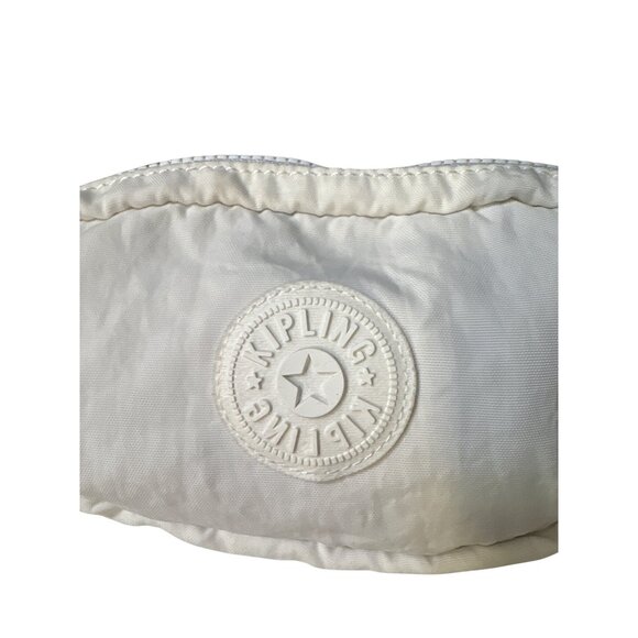 Kipling White Waist Bag With Monkey Keychain And Striped Adjustable Strap - Picture 2 of 7